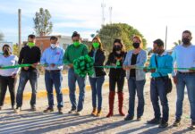 Autoridades inauguran pavimentación de calle en comunidad de San Juan de Llanos