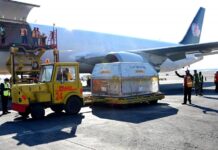 Recibe México décimo tercer embarque de vacunas Pfizer-BioNTech contra COVID-19