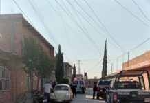 Muere hombre al caer de un segundo piso