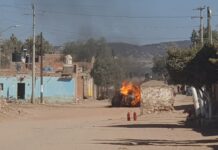 Se incendia pipa de gas LP en Laguna de Guadalupe