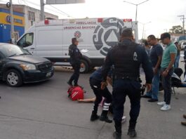 Vehículo impacta a motociclista en Avenida Colón