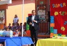 Niñas y niños de preescolar demuestran sus habilidades en ciencia y tecnología