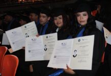 Egresan estudiantes del CECyTE plantel Dolores Hidalgo