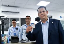 Presentan la nueva licencia para conducir, documento que se posiciona como uno de los más seguros del país