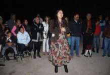 Autoridades municipales realizan entrega de 30 lámparas solares en la colonia Guadalupe