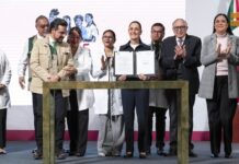 Presidenta firma decreto para incorporar hospitales y unidades médicas rurales al IMSS en beneficio de 10.8 millones de mexicanos